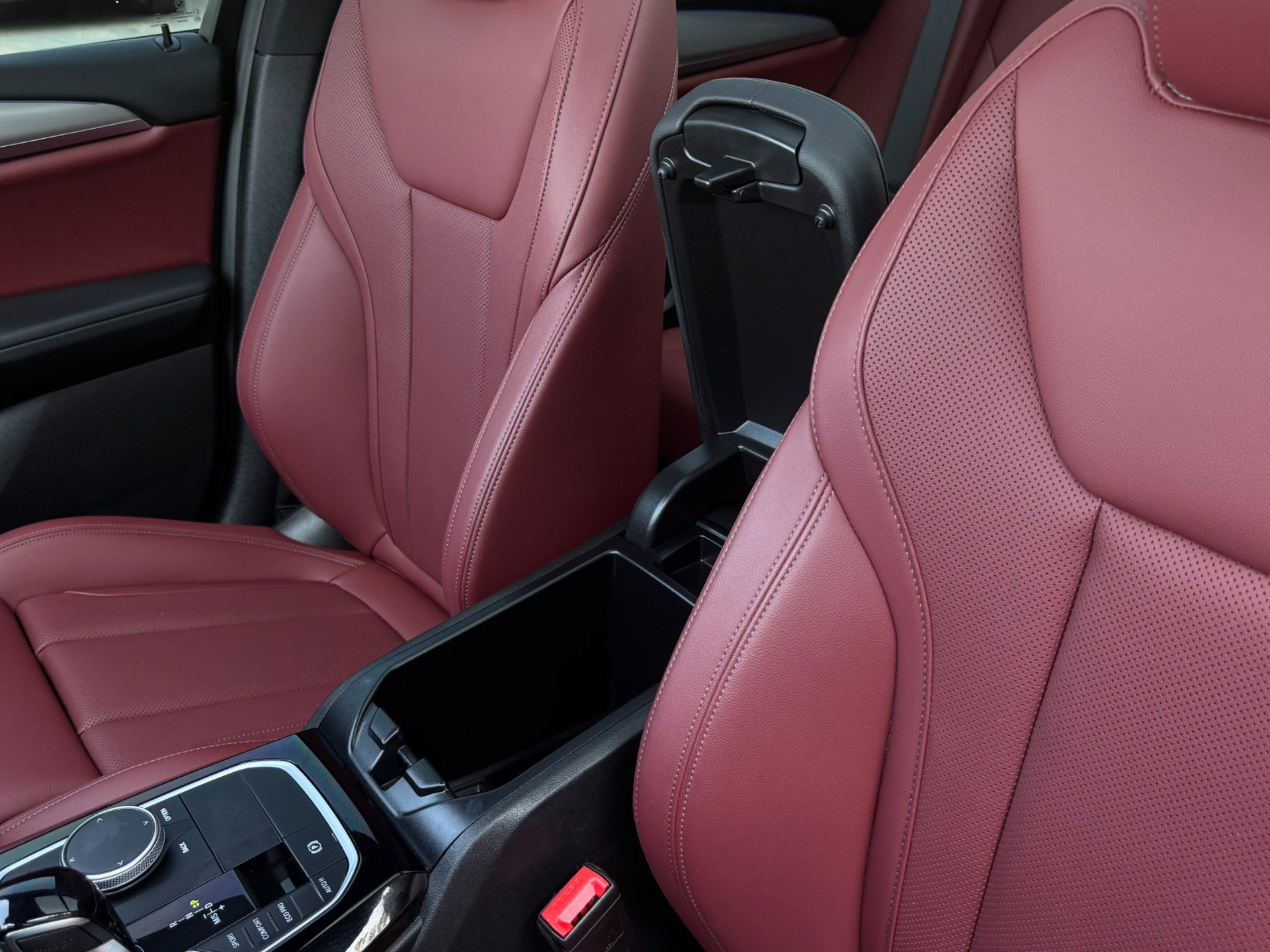 Used 2023 BMW X3 sDrive30i w/ M Sport Package image 14