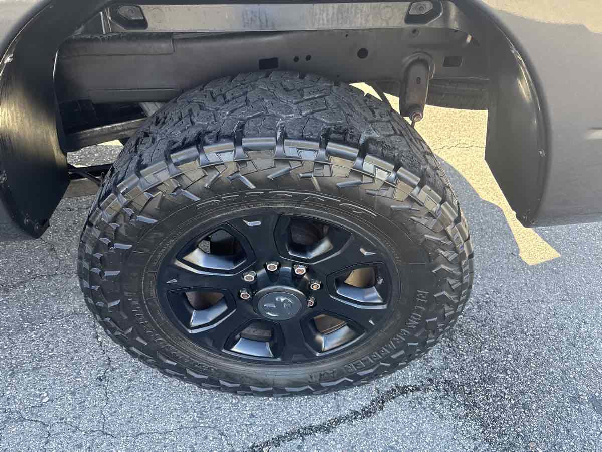 Used 2018 RAM 2500 Tradesman w/ Chrome Appearance Group AWD/4WD image 10