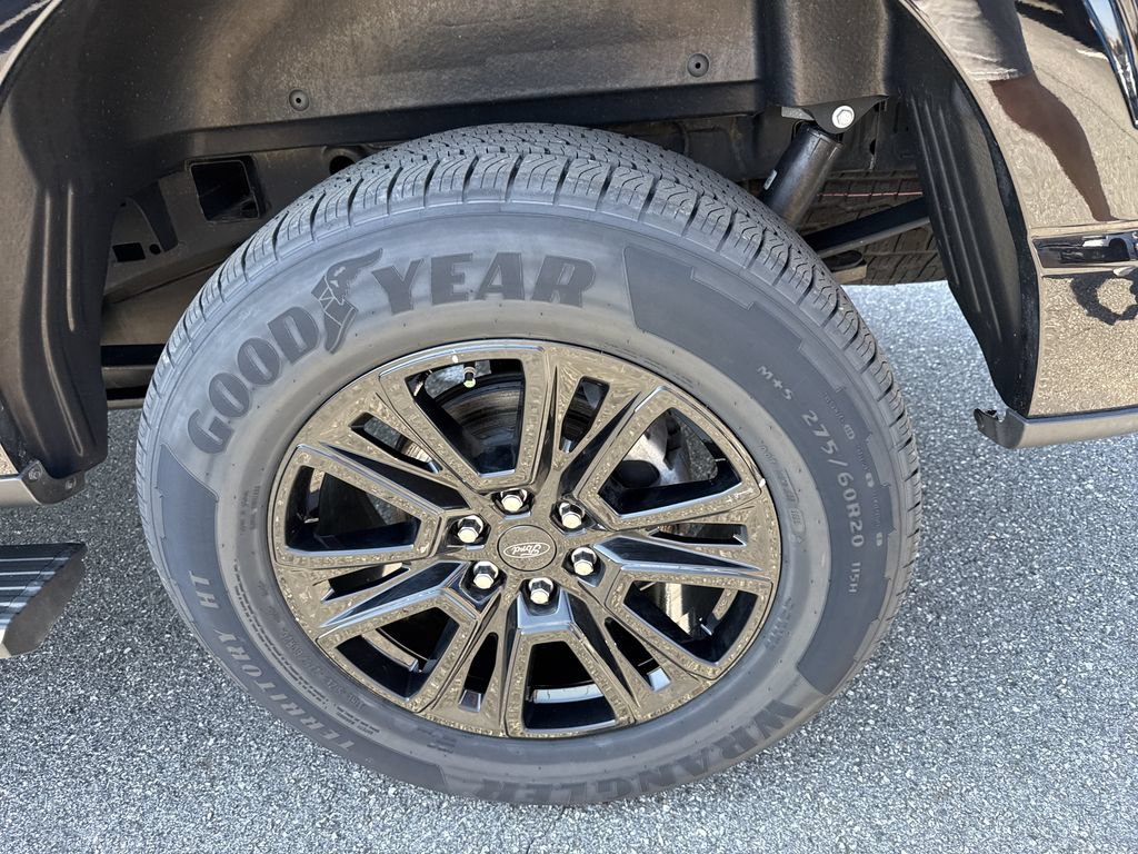 Used 2024 Ford F150 Platinum w/ Equipment Group 702A High AWD/4WD image 18