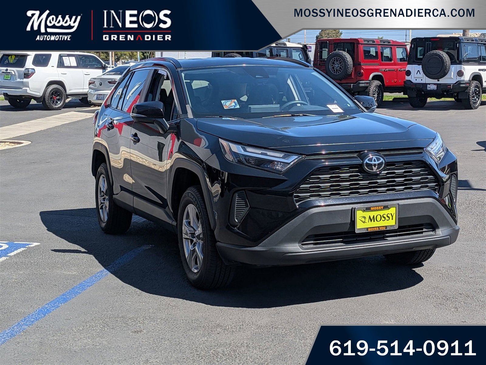 Used 2023 Toyota RAV4 XLE image 2