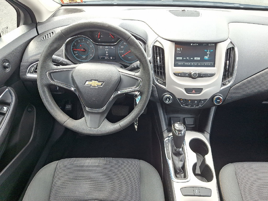 Certified 2017 Chevrolet Cruze LS FWD image 12