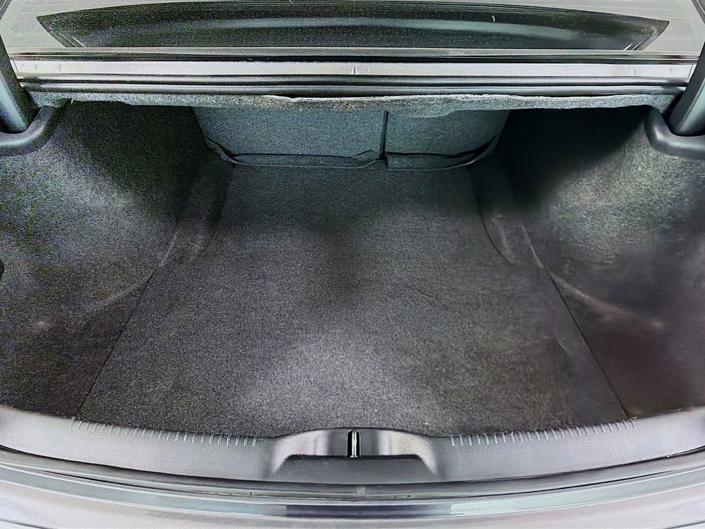 Used 2021 Chrysler 300 S RWD image 27