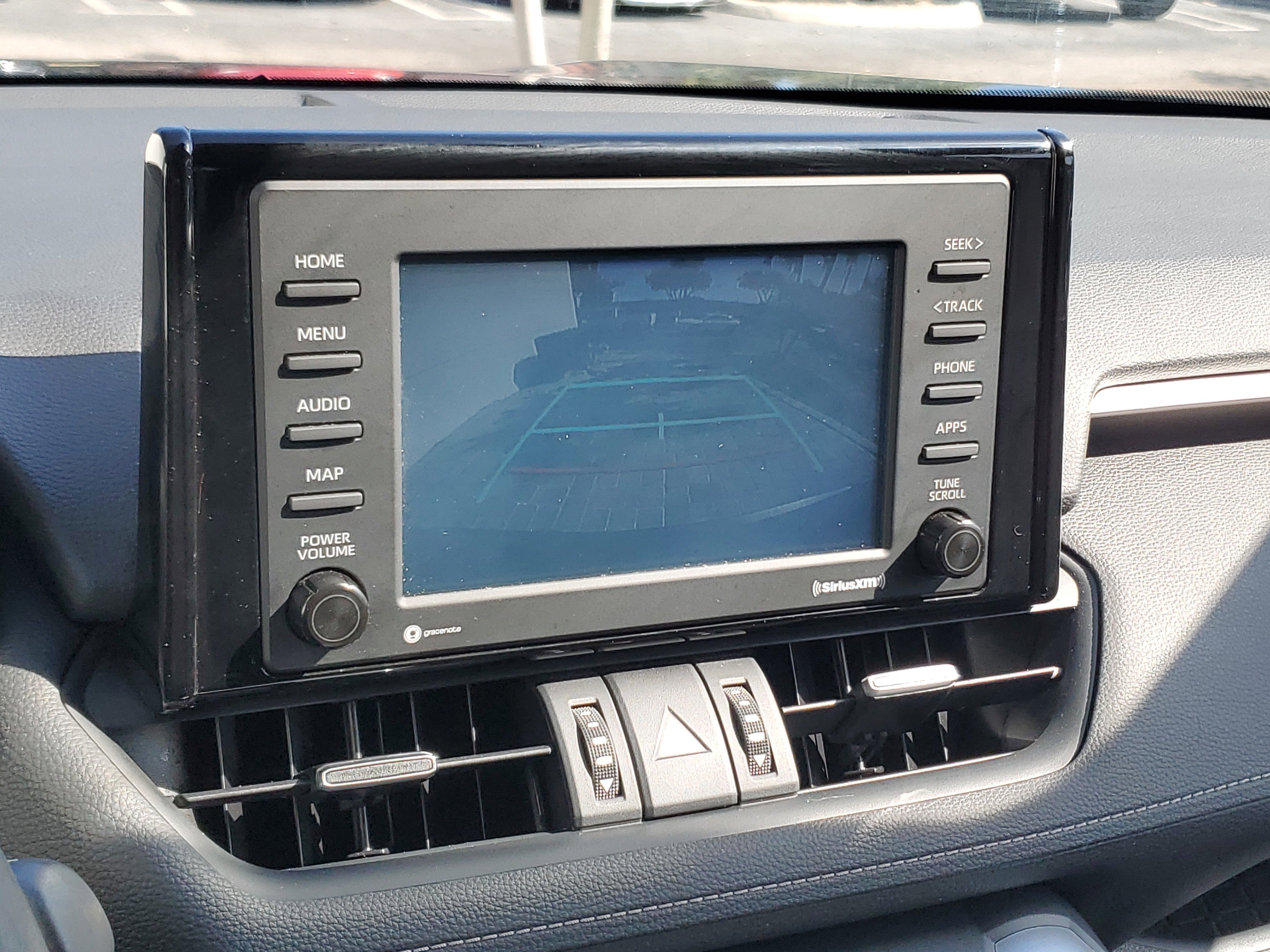 Used 2021 Toyota RAV4 XLE Premium image 28