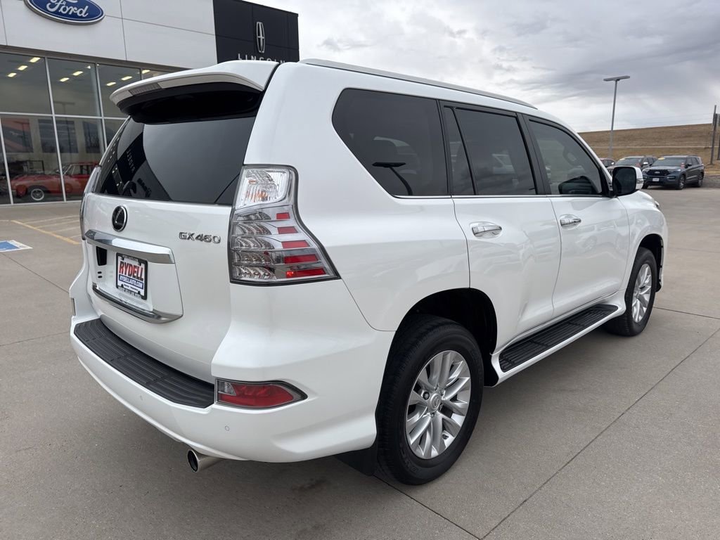 Used 2022 Lexus GX 460 Premium w/ Premium Package image 34
