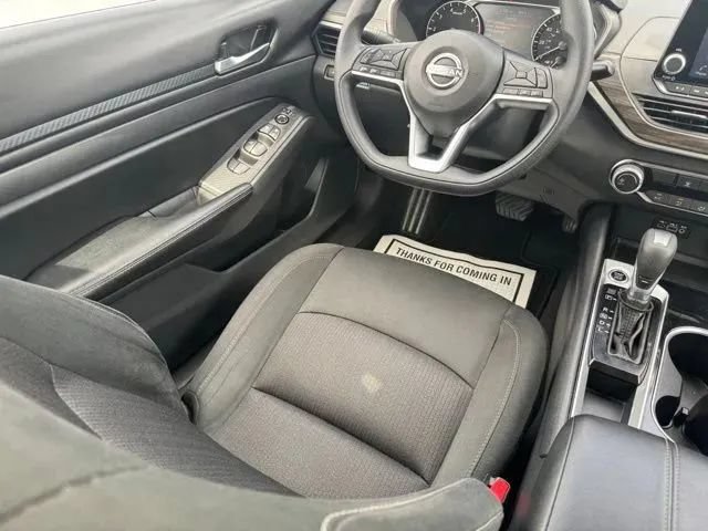 Used 2024 Nissan Altima 2.5 SV FWD image 20