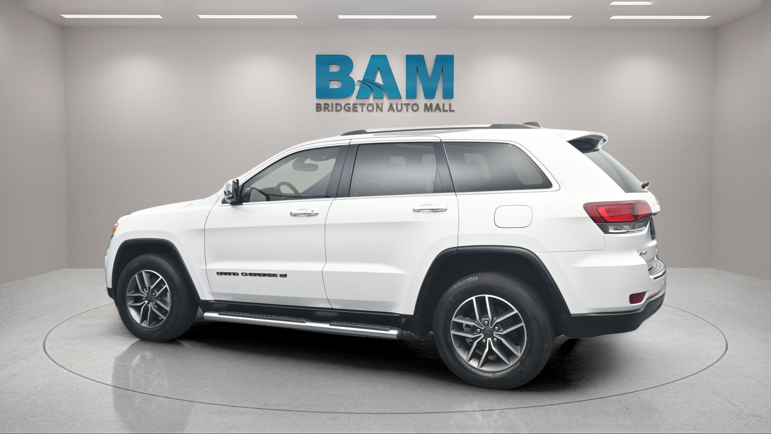 Used 2022 Jeep Grand Cherokee Limited AWD/4WD image 4