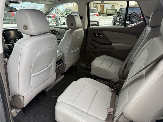 Used 2020 Chevrolet Traverse LT w/ Driver Confidence II Package image 18