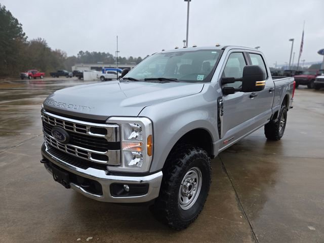 Used 2024 Ford F250 XL image 1