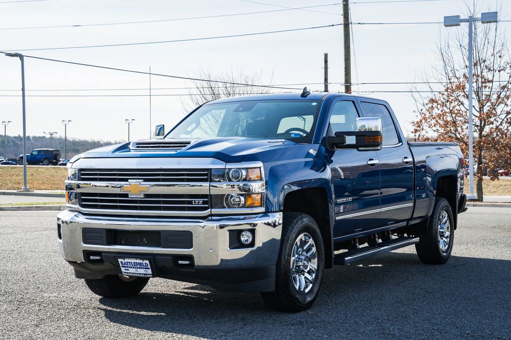 Used 2019 Chevrolet Silverado 3500 LTZ w/ Duramax Plus Package image 3