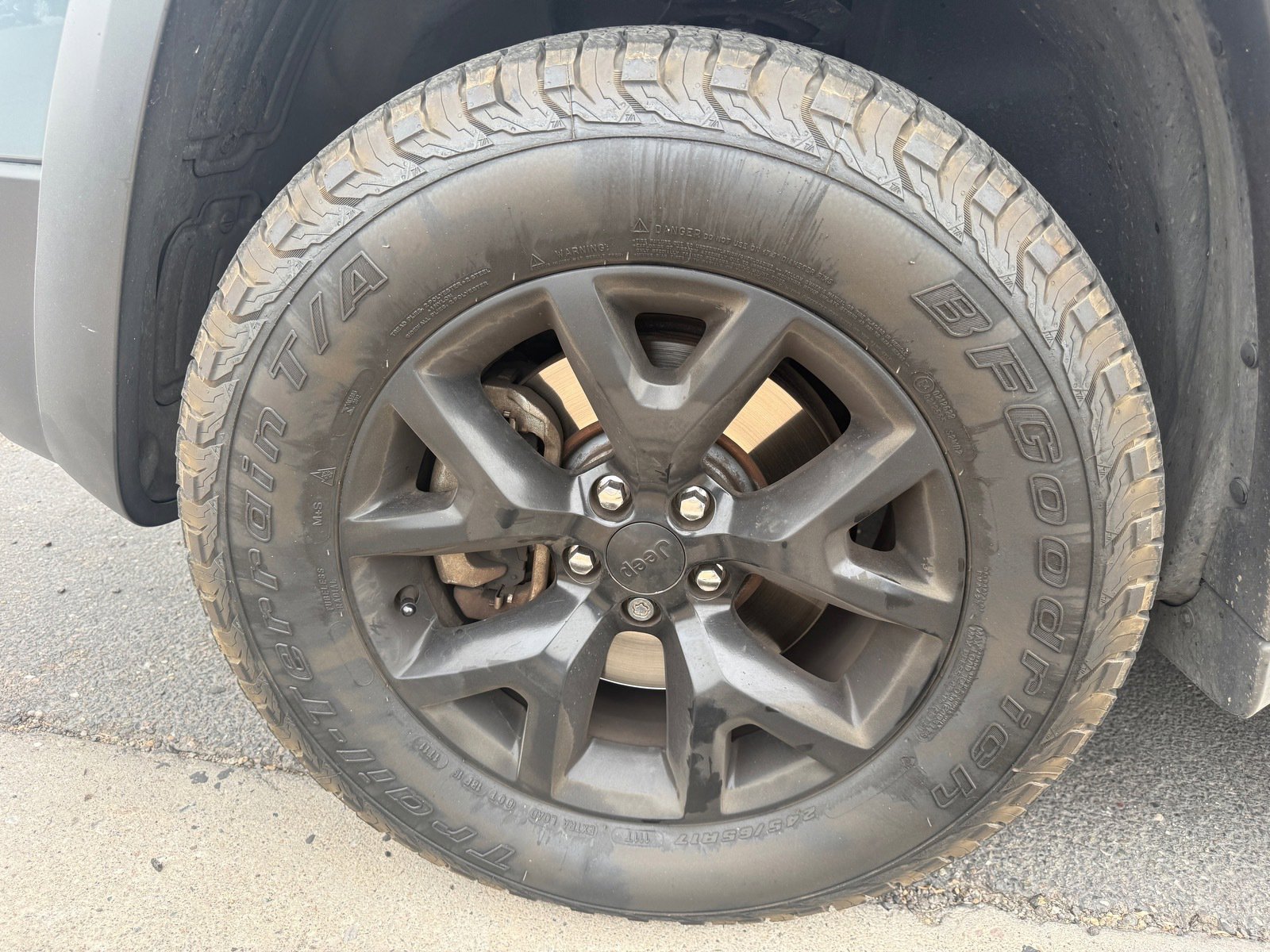 Used 2014 Jeep Cherokee Trailhawk w/ Comfort/Convenience Group image 5