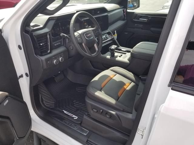 New 2026 GMC Sierra 1500 AT4 w/ AT4 Premium Package AWD/4WD image 6