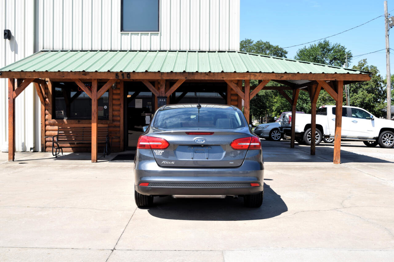 Used 2018 Ford Focus SE image 6