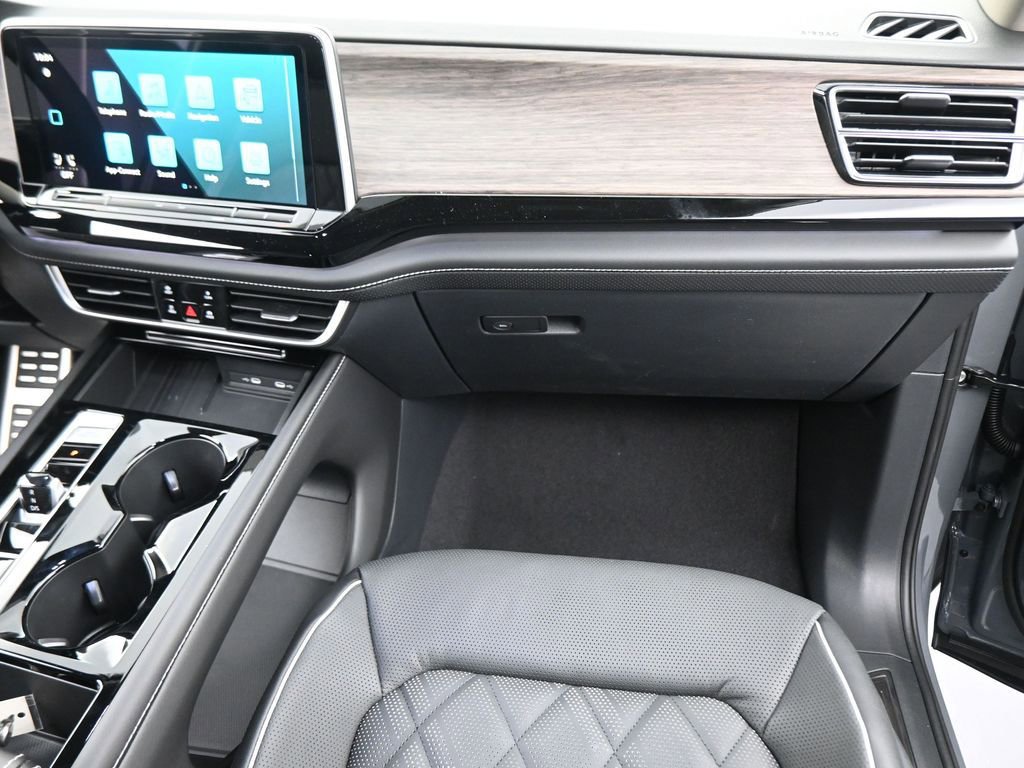 New 2026 Volkswagen Atlas SEL Premium R-Line image 44