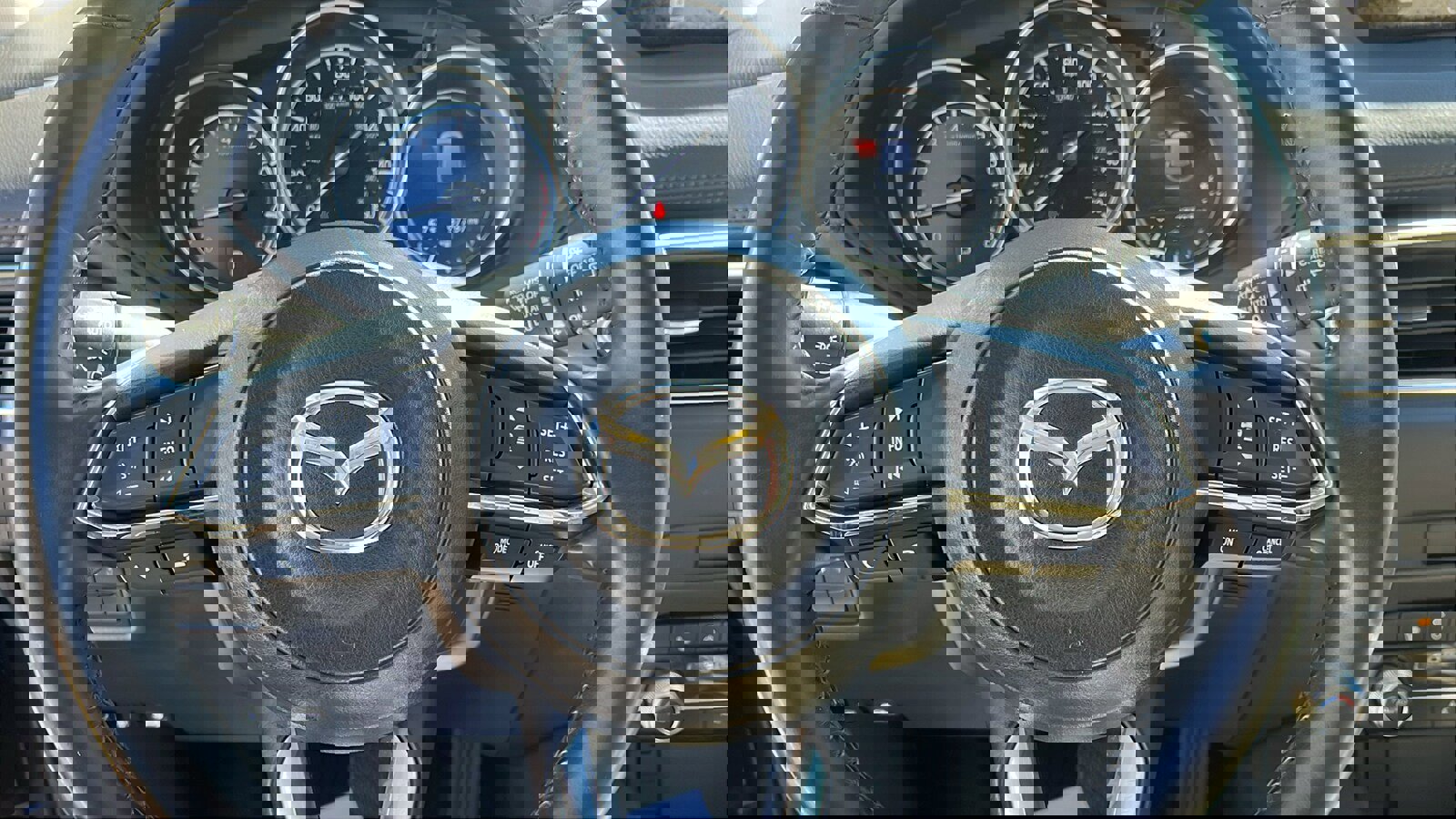 Used 2020 MAZDA CX-5 Touring image 11