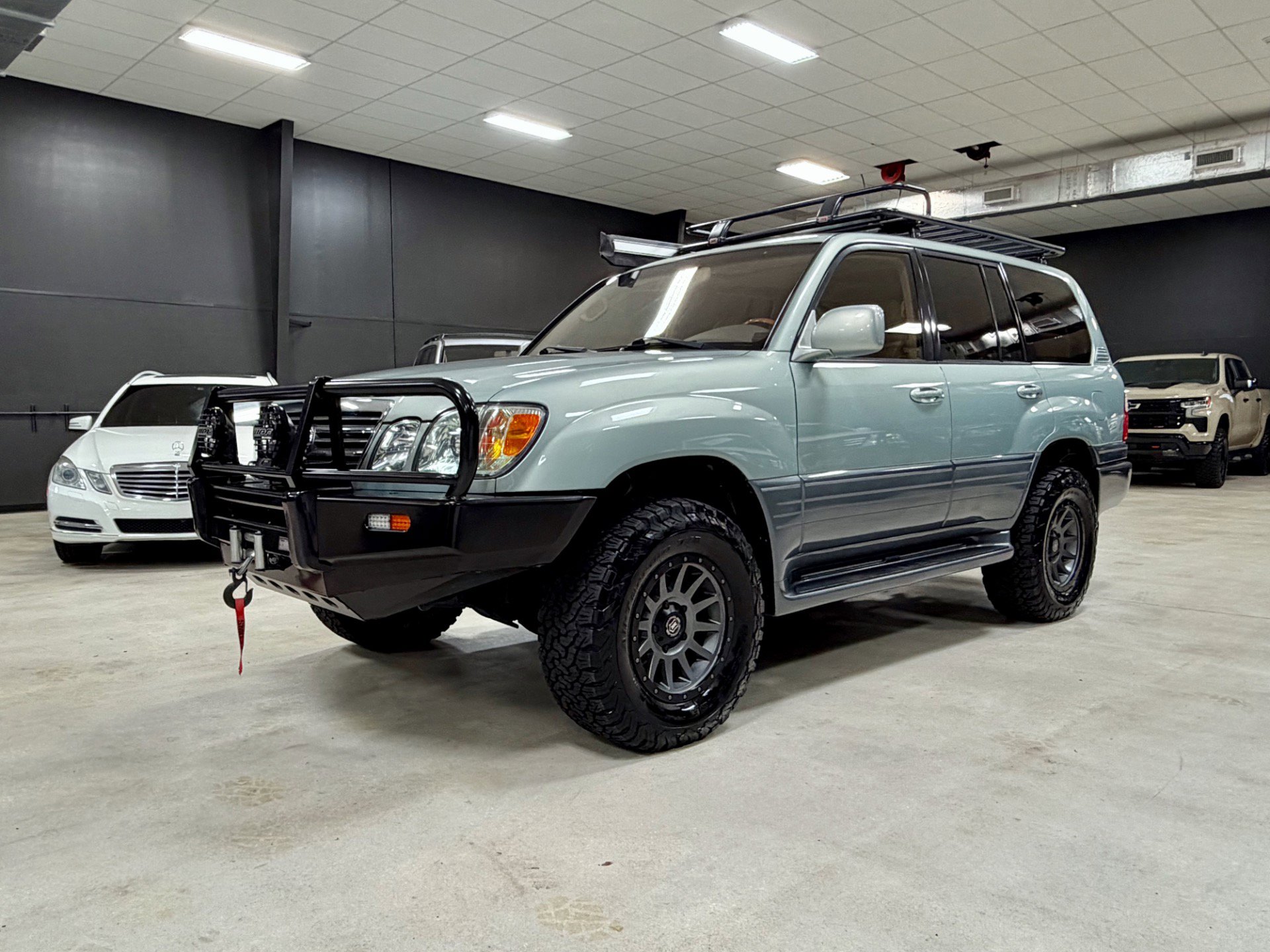 Used 2003 Lexus LX 470 4WD image 11
