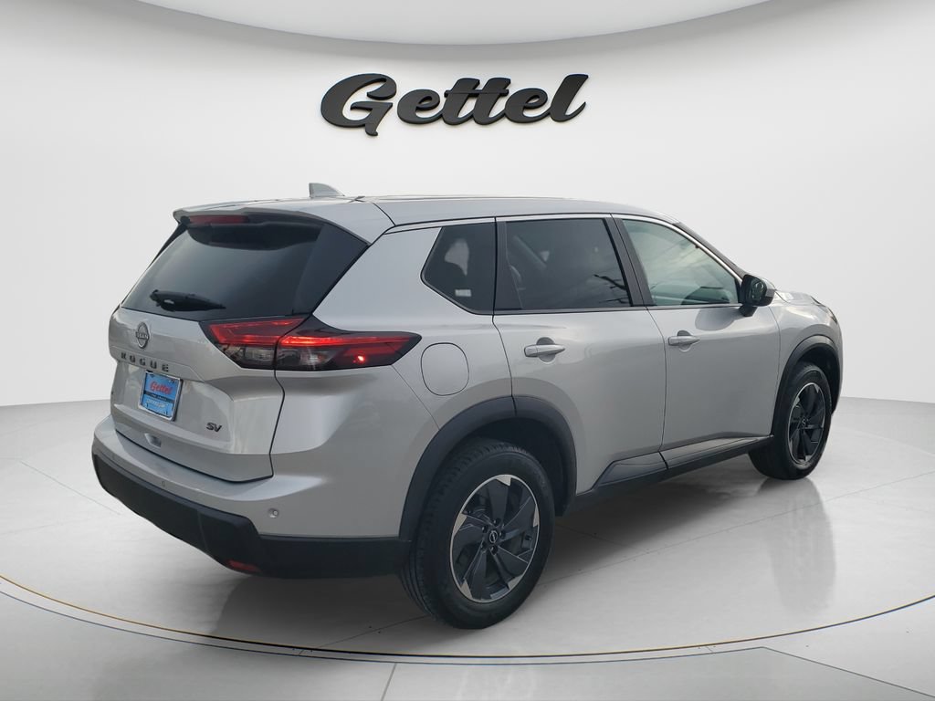 Used 2024 Nissan Rogue SV FWD image 5