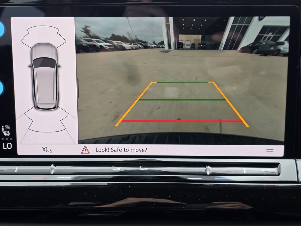 New 2026 Volkswagen Atlas SE FWD image 16