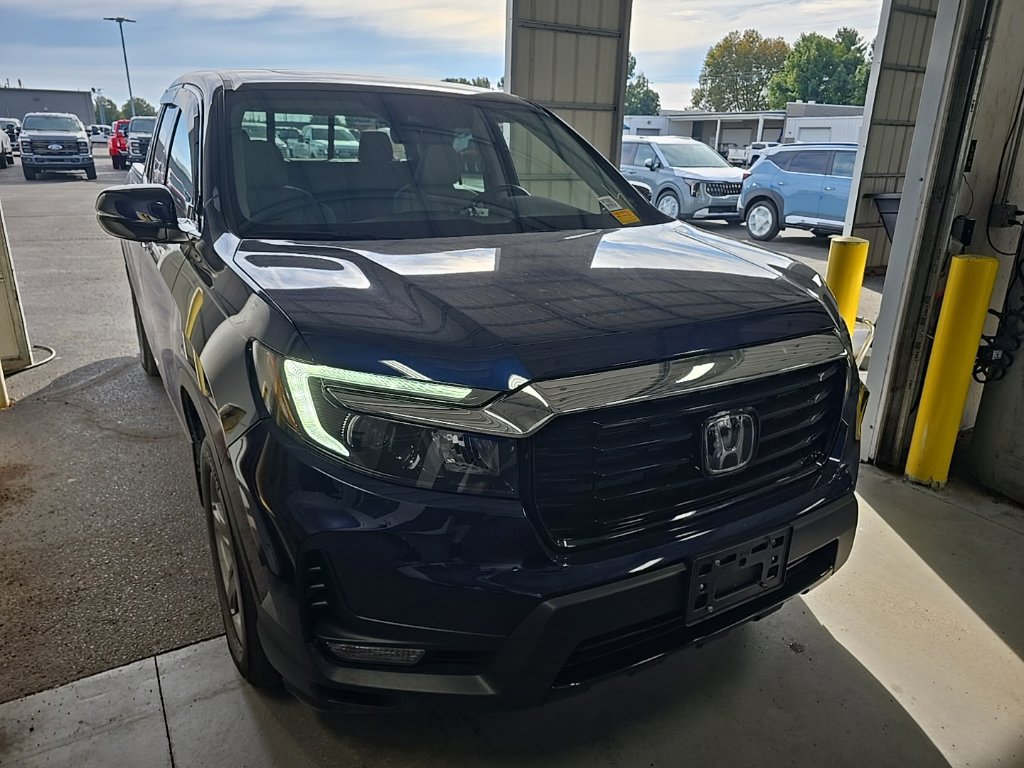 Used 2023 Honda Ridgeline RTL-E image 1