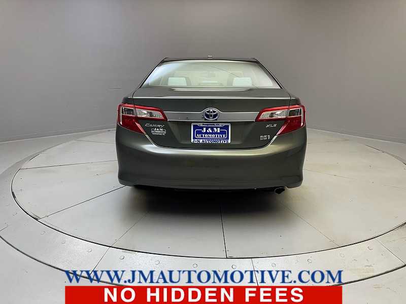 Used 2013 Toyota Camry XLE w/ Convenience Pkg FWD image 4
