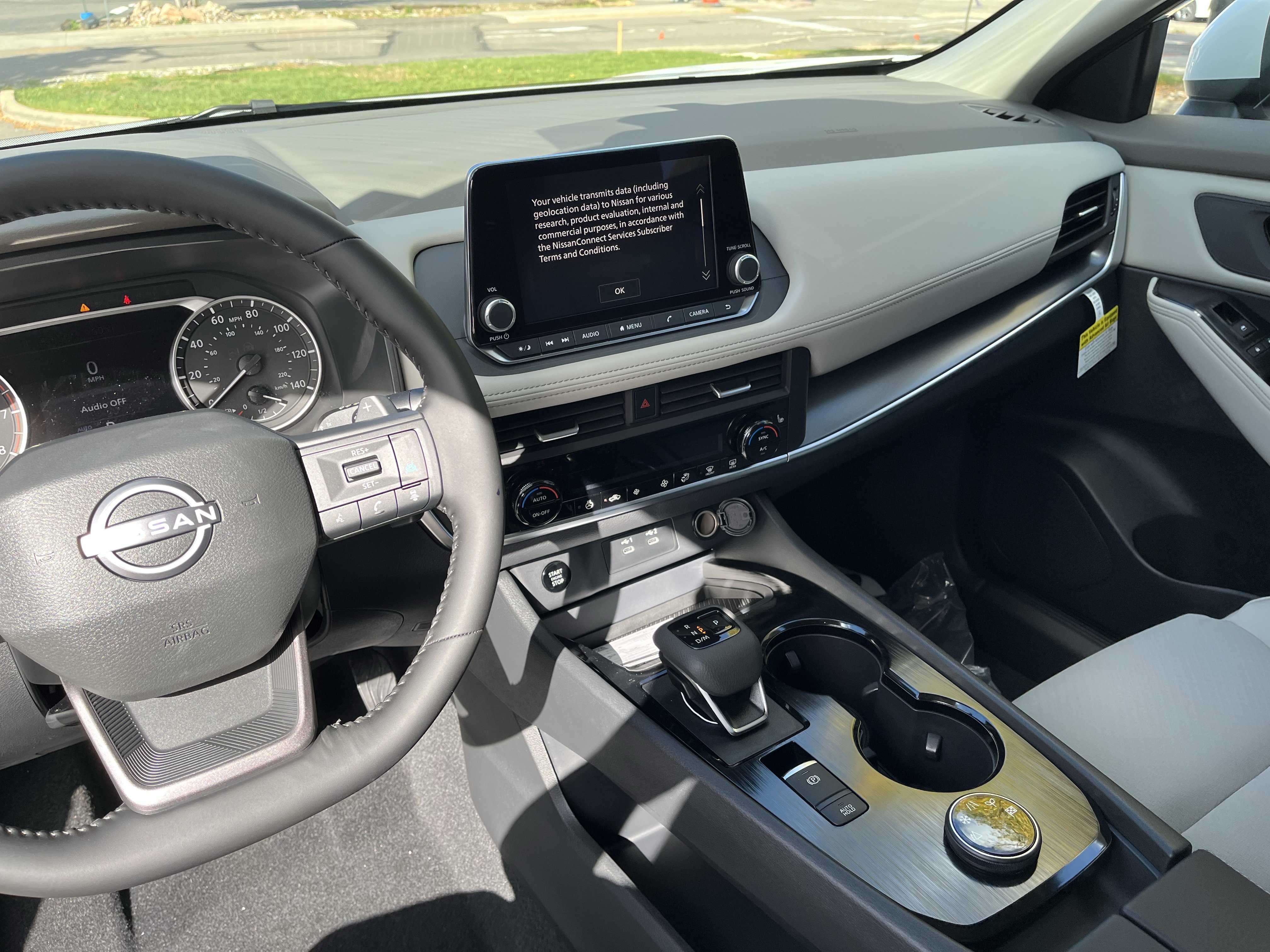 New 2026 Nissan Rogue SV image 18