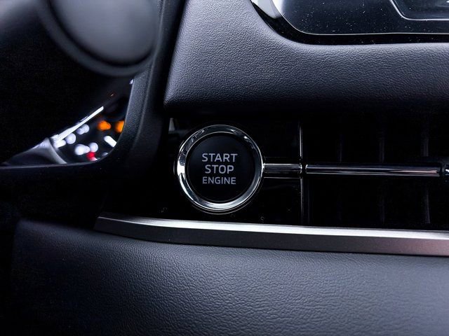 New 2025 Mitsubishi Outlander SE AWD/4WD image 17