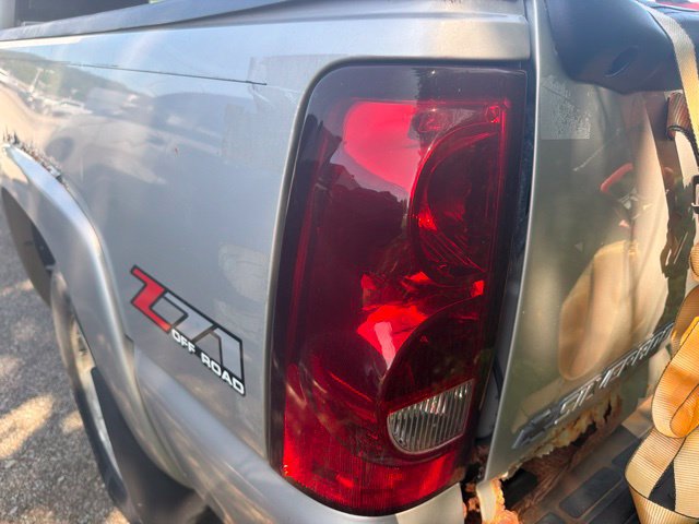Used 2006 Chevrolet Silverado 1500 LT w/ Light Duty Power Package AWD/4WD image 7