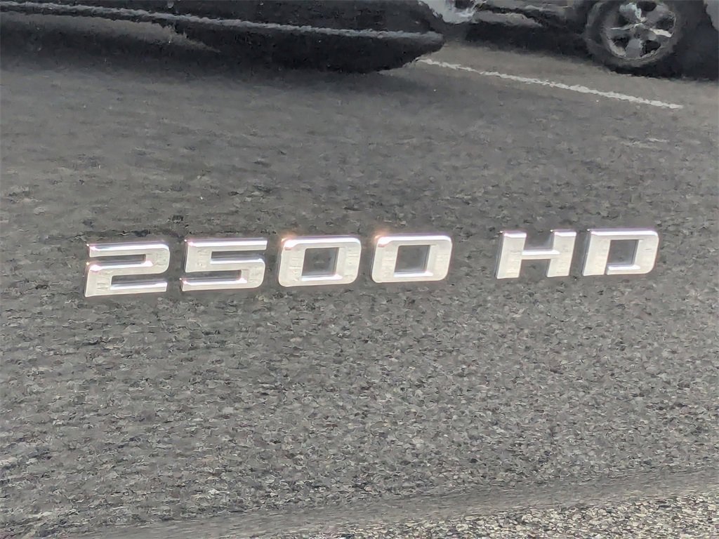 Used 2024 Chevrolet Silverado 2500 LT image 20