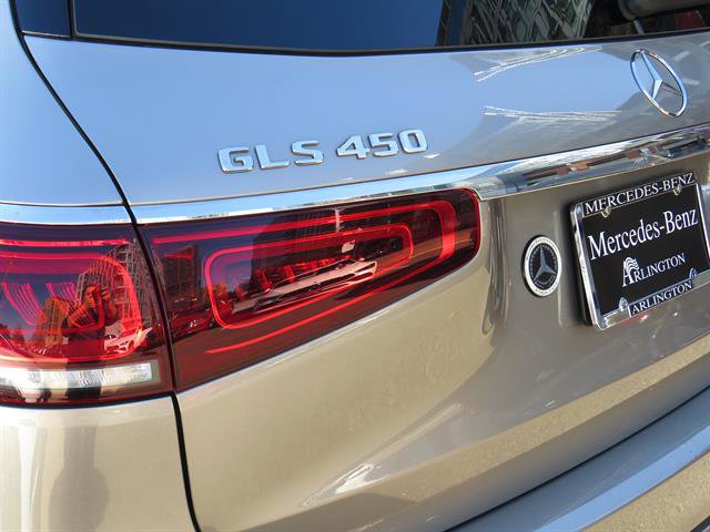 Used 2023 Mercedes-Benz GLS 450 4MATIC image 29