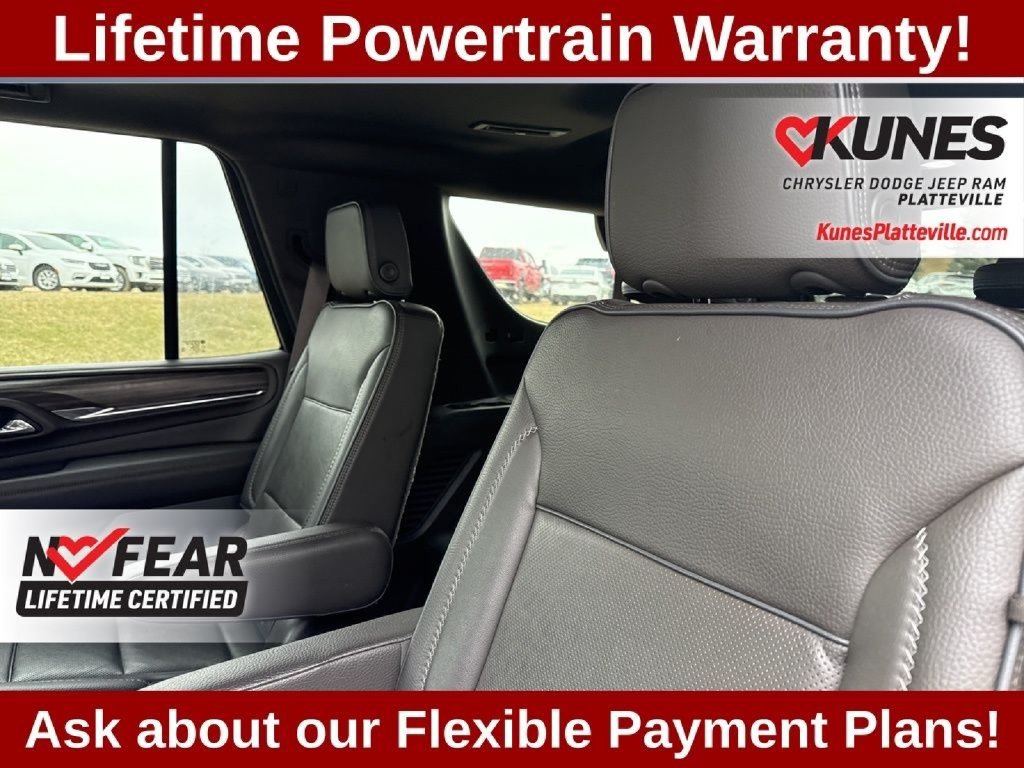 Used 2021 GMC Yukon Denali w/ Denali Premium Package AWD/4WD image 39