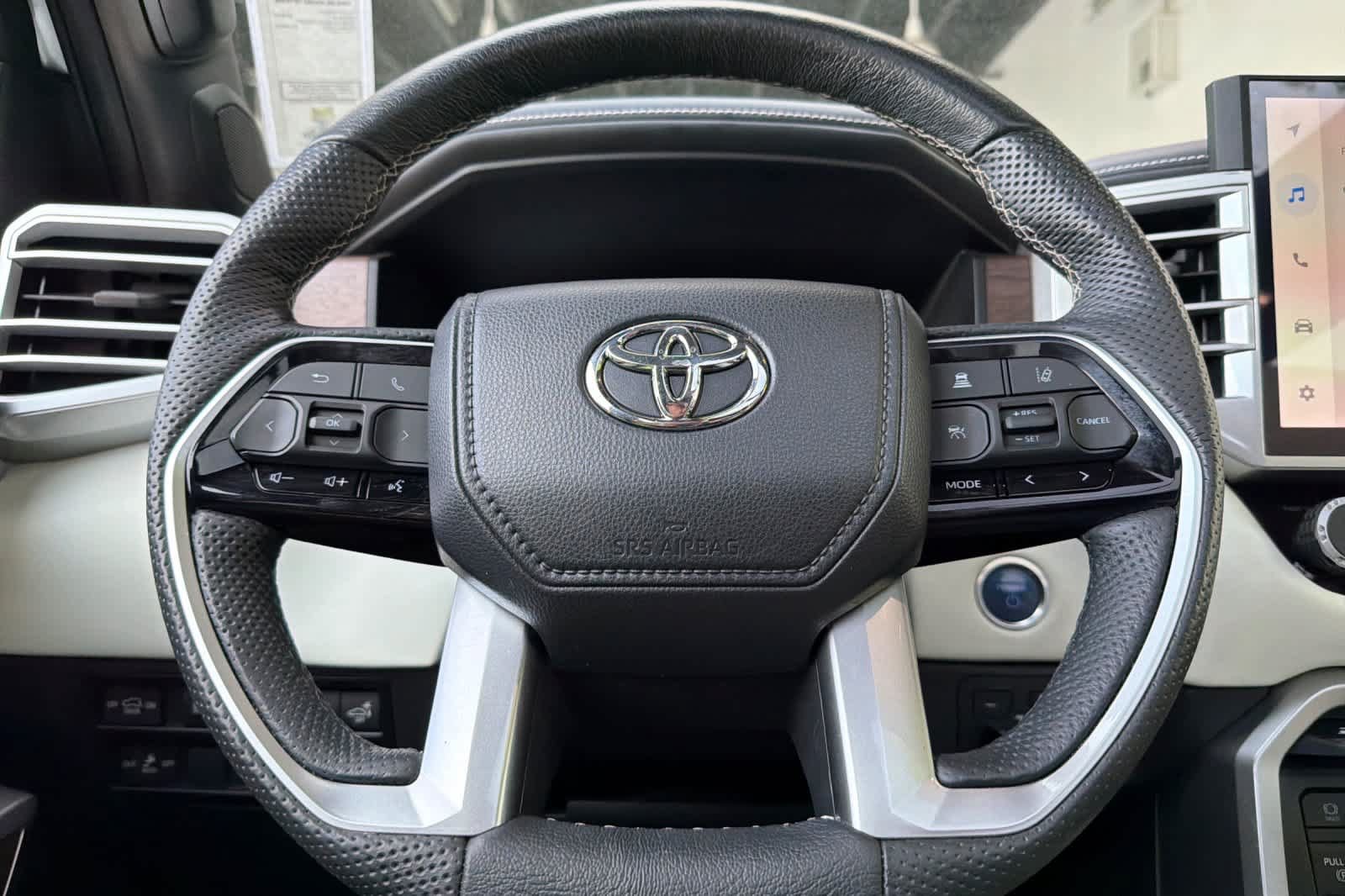 Used 2023 Toyota Sequoia Capstone AWD/4WD image 26