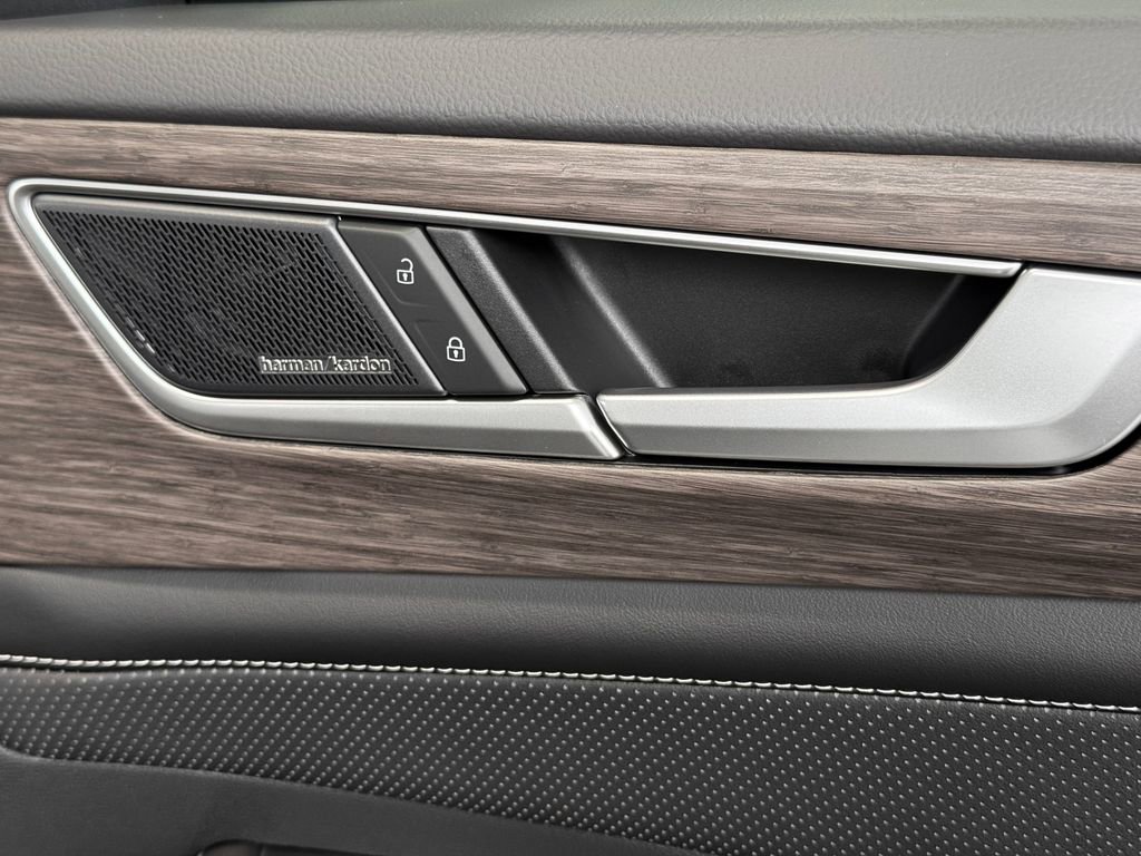 New 2026 Volkswagen Atlas SEL Premium R-Line image 29