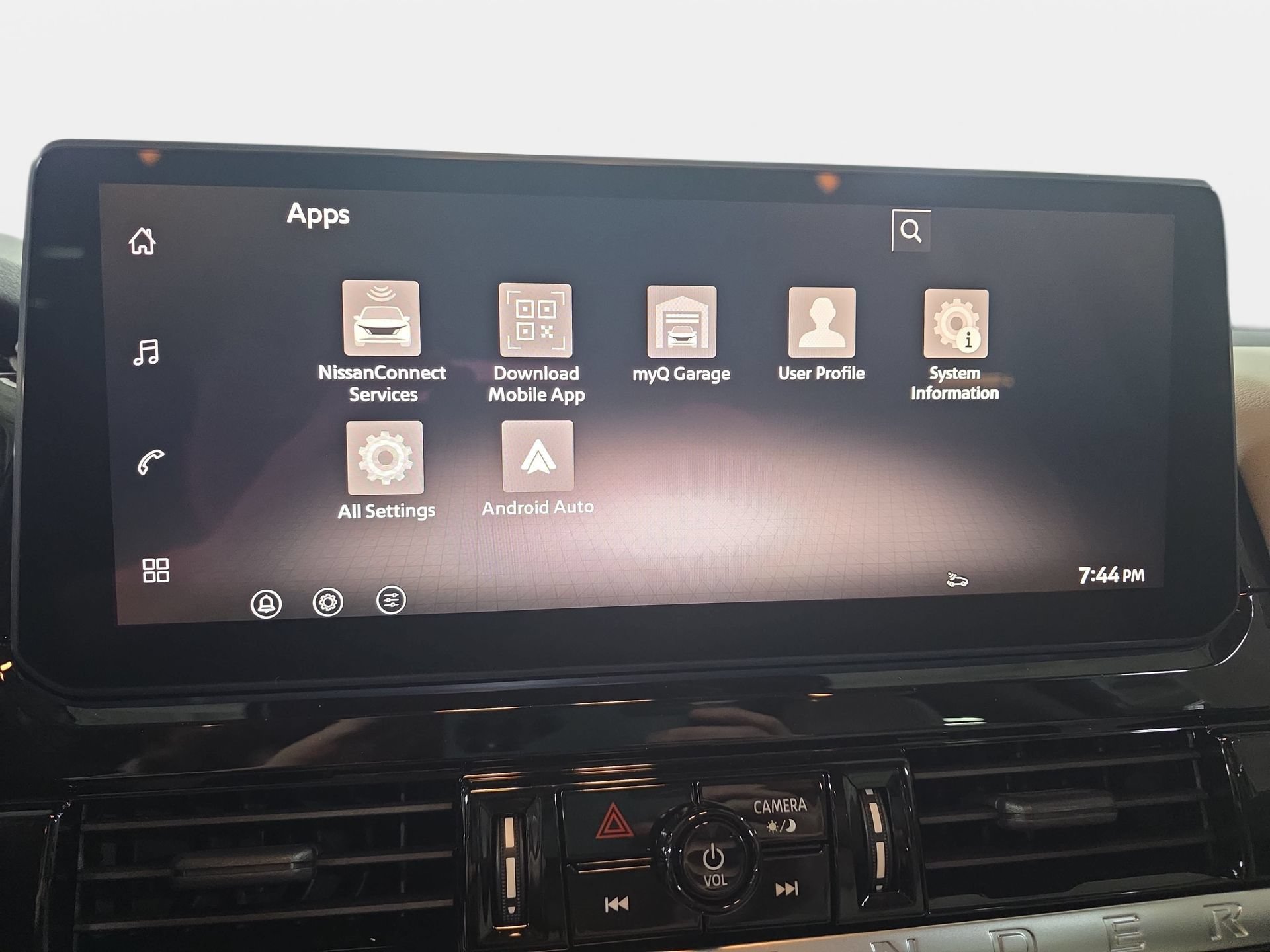 New 2026 Nissan Pathfinder SL FWD image 21