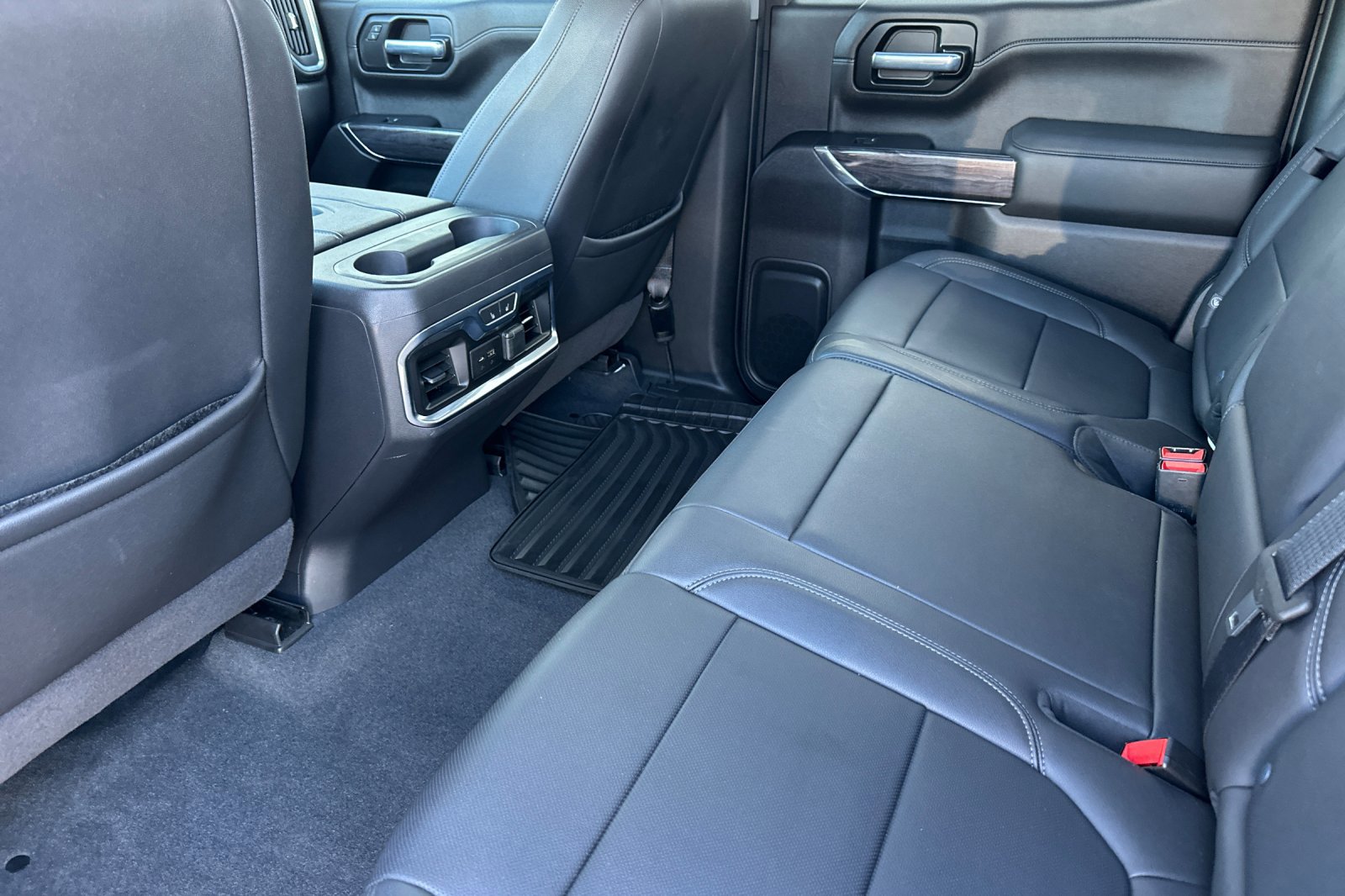 Used 2021 Chevrolet Silverado 1500 LTZ w/ LTZ Convenience Package II image 12