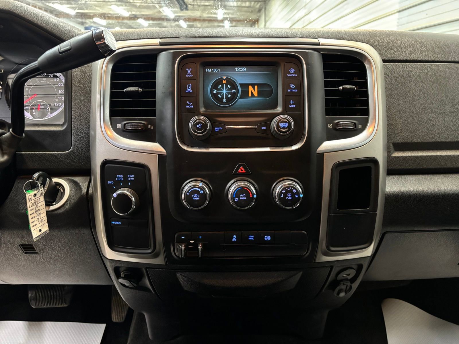 Used 2017 RAM 2500 SLT image 18