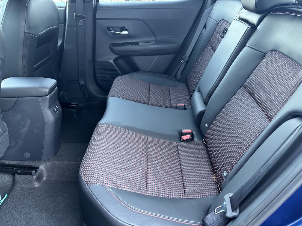 New 2027 Nissan Kicks SR AWD/4WD image 23