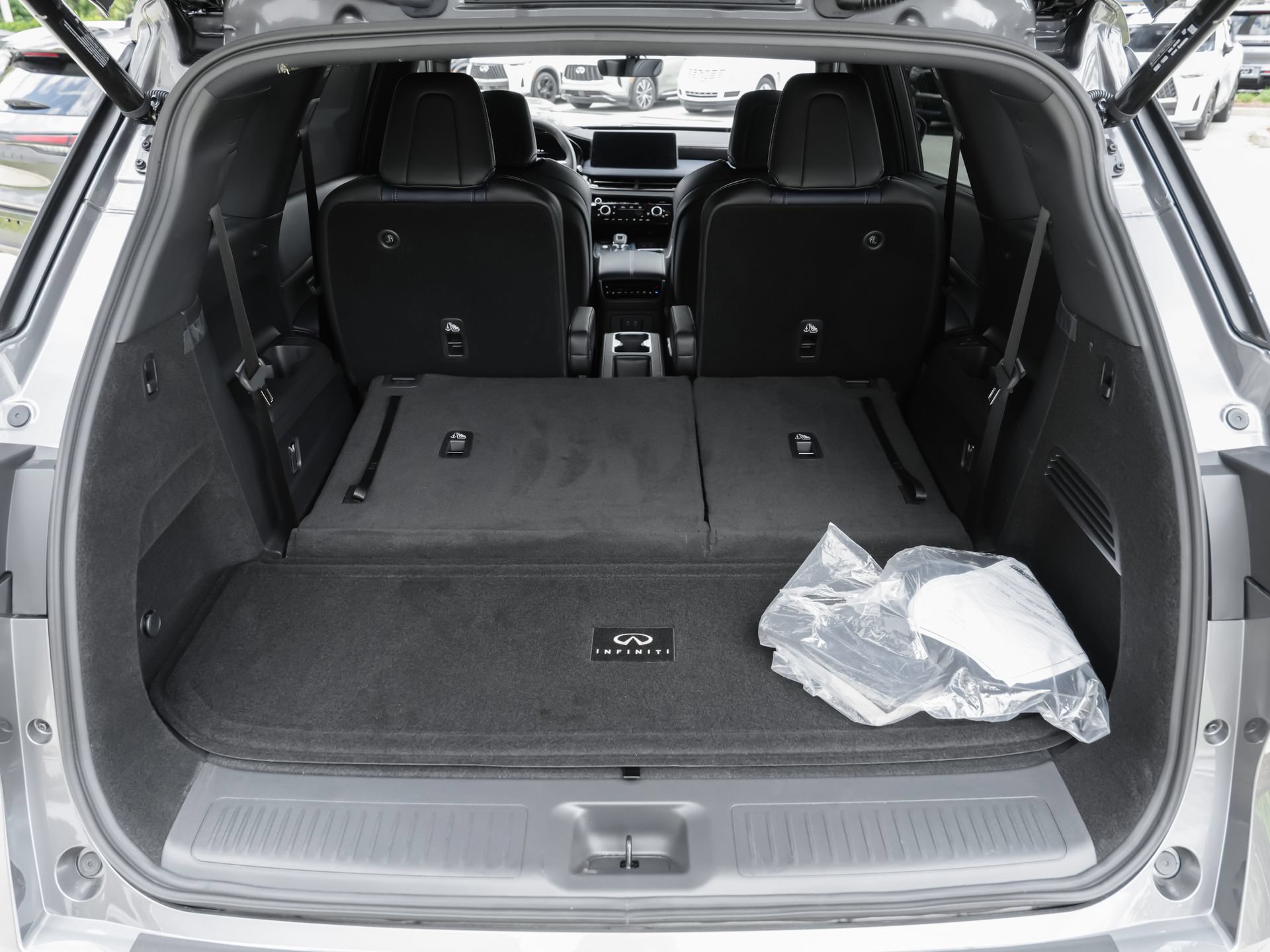 Certified 2026 INFINITI QX60 Sport w/ Dark Cargo Package AWD/4WD image 40