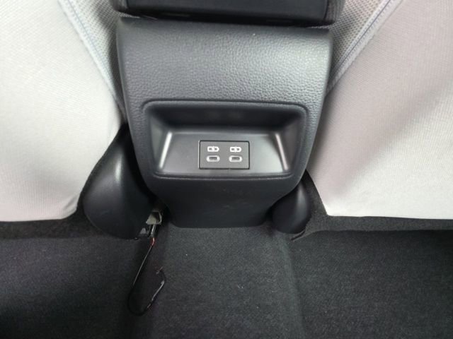 Used 2025 Toyota Corolla LE image 24