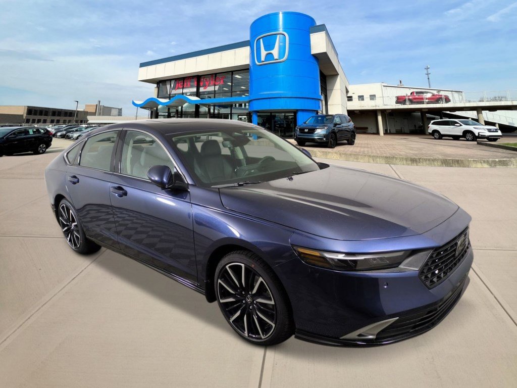 New 2026 Honda Accord Touring image 8