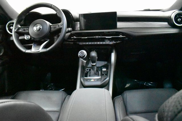 Used 2024 Alfa Romeo Tonale Ti image 18