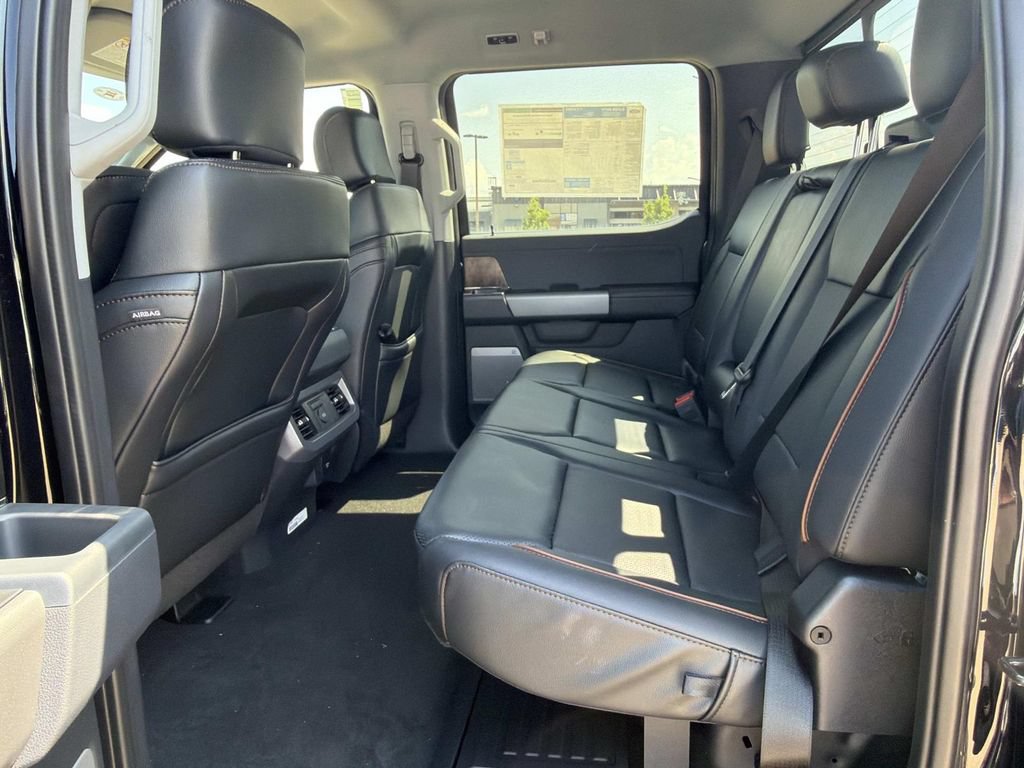 New 2026 Ford F350 Lariat w/ Black Appearance Package AWD/4WD image 6