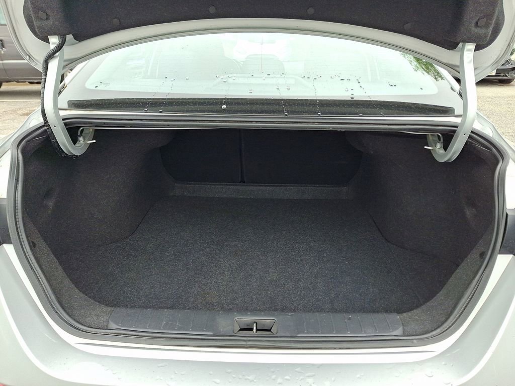 Used 2023 Nissan Sentra SV FWD image 28