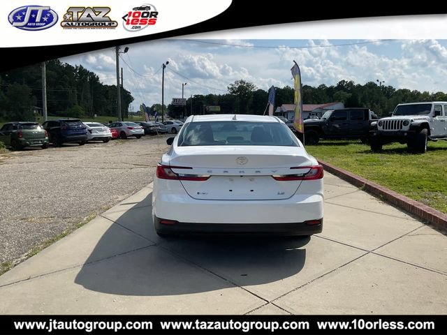Used 2025 Toyota Camry LE FWD image 6