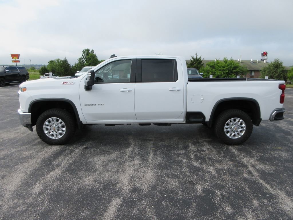 Certified 2022 Chevrolet Silverado 2500 LT w/ Convenience Package AWD/4WD image 2