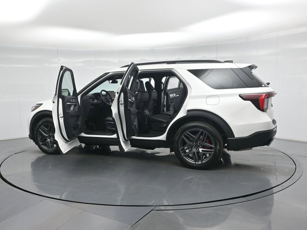 New 2026 Ford Explorer ST image 34