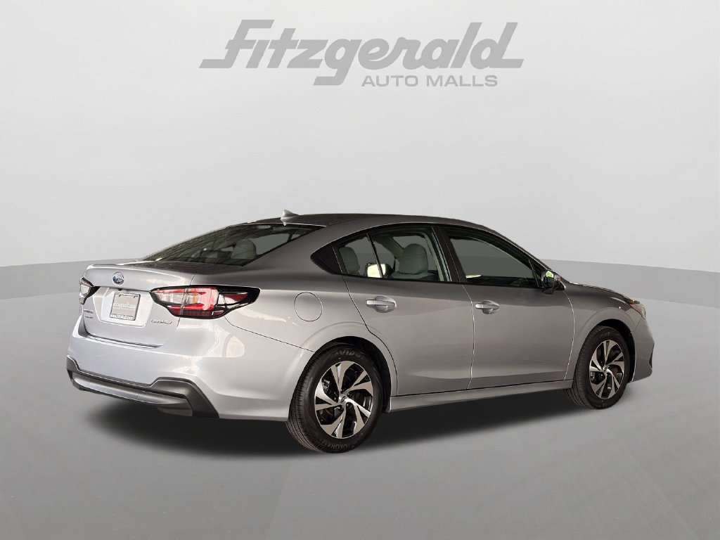 Used 2025 Subaru Legacy Premium AWD/4WD image 8