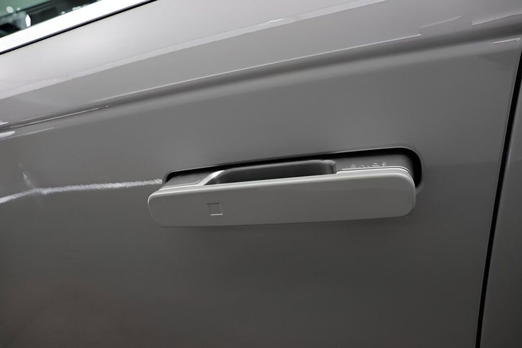 New 2026 Hyundai Ioniq 9 SE image 5