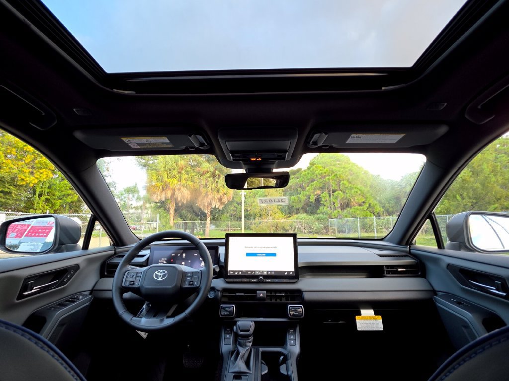 New 2026 Toyota RAV4 XSE AWD/4WD image 4