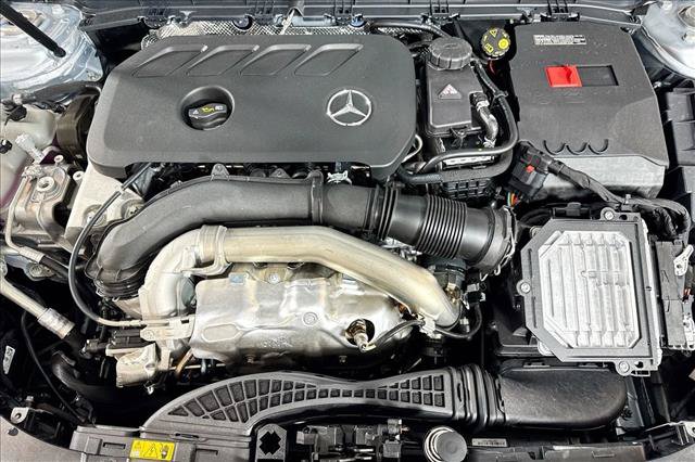 New 2026 Mercedes-Benz GLB 250 image 28