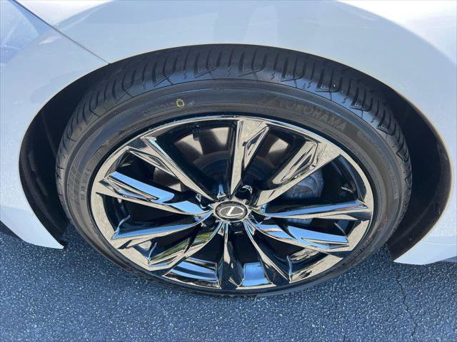 Certified 2023 Lexus IS 350 F Sport RWD image 11