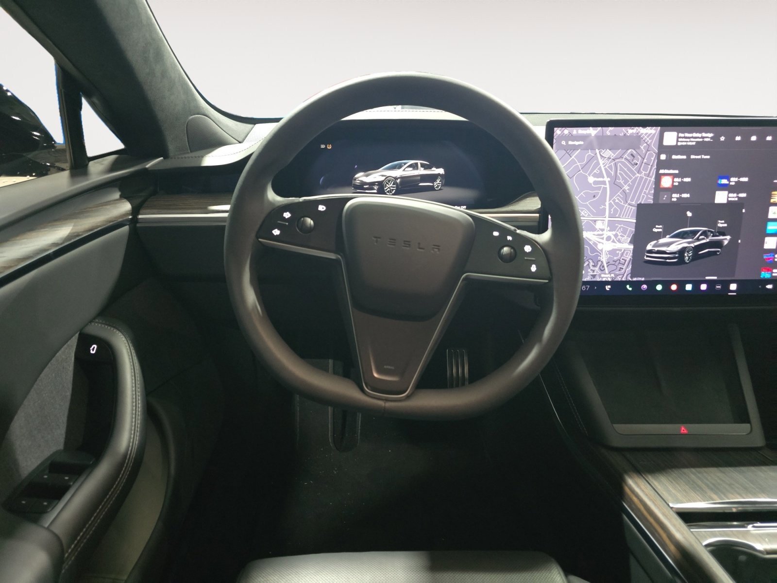 Used 2022 Tesla Model S image 13